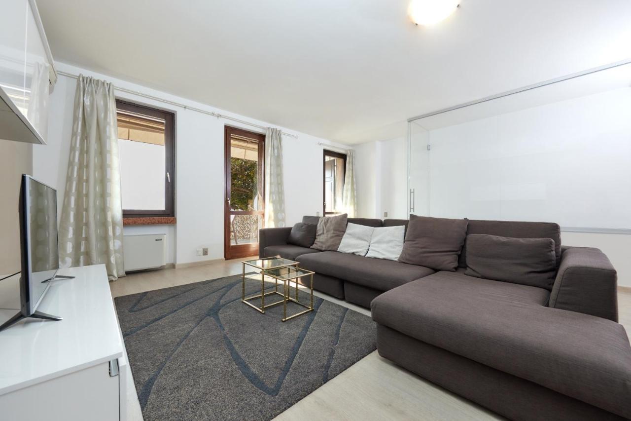 מאלצ'סינה Lake Front Casa Christina מראה חיצוני תמונה